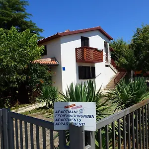 apartmani-ostres.in-istria.net/